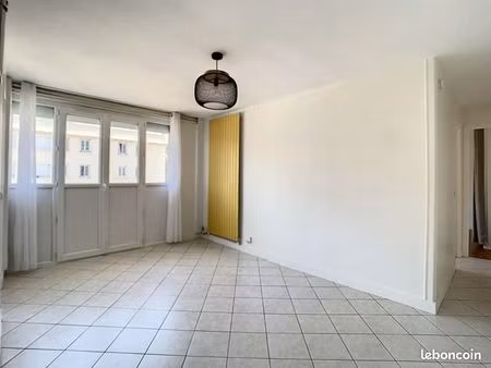 appartement 3 pièces 52 m²