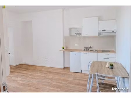 grand studio meublé 23 m² – rénové – yzeure (rue denis-papin)