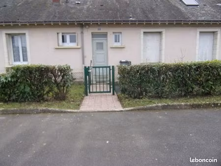 loue petite maison ste maure de touraine