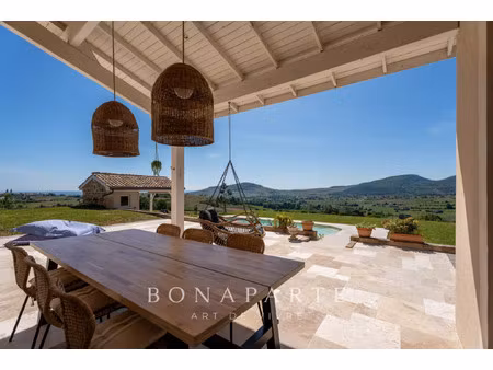 villa de luxe à vendre à villié-morgon