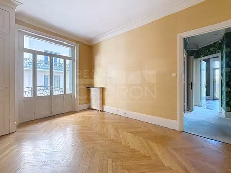 lyon 6 brotteaux dernier etage 785000€ 6 pieces 136m² vue fourviere