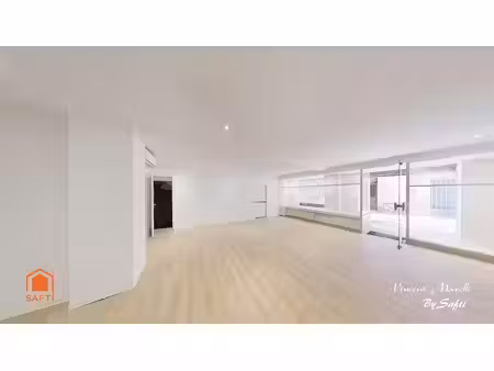 location locaux professionnels 3 pièces 91 m² à sollies-pont (83210)  1 320 €