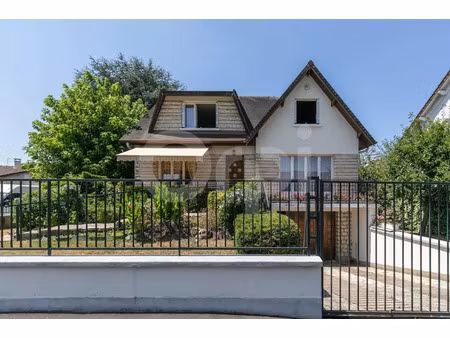 vente maison 6 pièces 200 m² à chennevieres-sur-marne (94430)  599 000 €