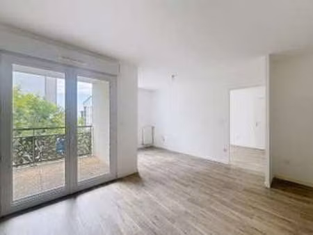 vente appartement 2 pièces aux ponts-de-cé (49130) : à vendre 2 pièces / 41m² les ponts-de