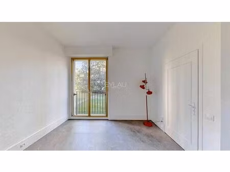 neuilly-sur-seine/ un studio de 13 m2