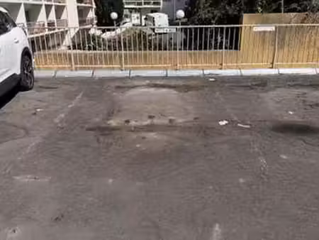 vente garage et parking à saint-brieuc (22000) : à vendre / 12m² saint-brieuc