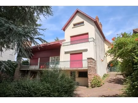 maison d'architecte 5 pièces et magnifique jardin arboré doulcon 55