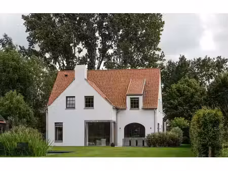 zuidwestelijke bouwgrond voor nieuwbouwvilla