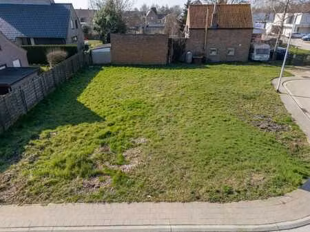 bouwgrond voor nieuwbouw met zuidwestgerichte tuin