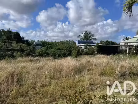 vente terrain 1950 m² à petit canal (97131)  250 000 €