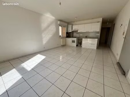 appartement 3 pièces 52 m²