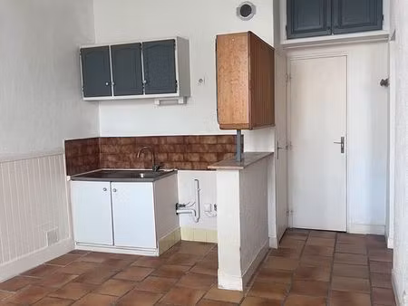 appartement 2 pièces 33 m2 à ennery