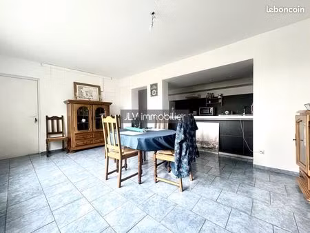 appartement 5 pièces 94 m²
