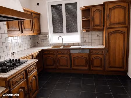 appartement 65 m² place chavanelle
