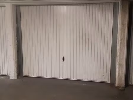 box garage location