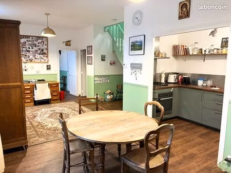 maison familiale à louer – quartier madeleine  orléans disponible fin août située dans le 
