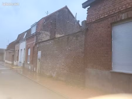 maison 1 pièce 50 m²