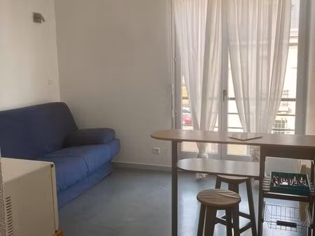 studio meublé