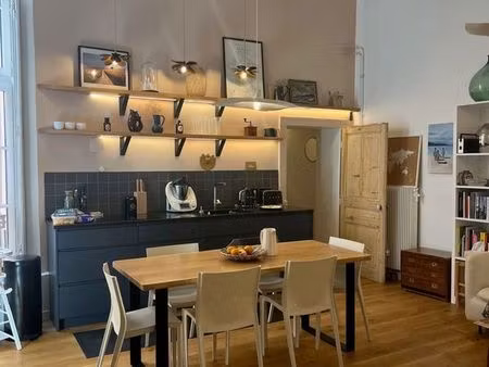 t4 en duplex meublé – place bellecour | presqu'île – calme sur cour