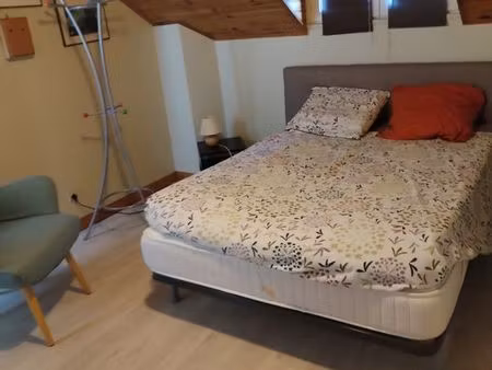 chambre meublée