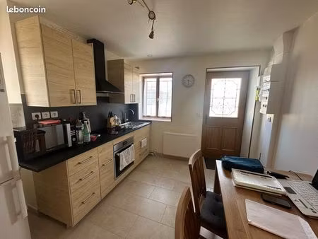 maison triplex à louer – villeneuve-lès-bordes