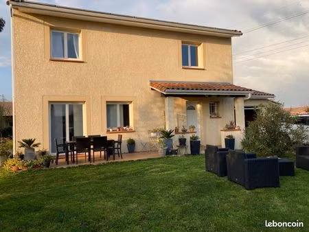 maison t5 à louer saubens 31600