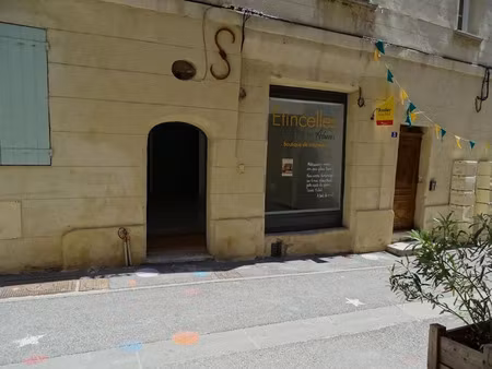 vente locaux professionnels 27 m² à forcalquier (04300)  59 500 €