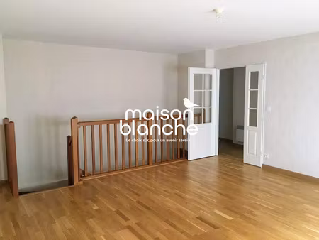 location appartement 3 pièces 75 m² à amboise (37400)  760 €