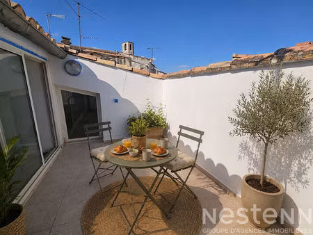 à vendre -superbe t2 duplex entièrement rénové avec terrasse tropézienne - coeur de saint-