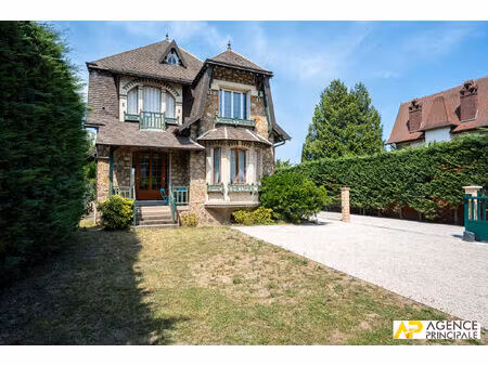 maison 7 pièces à vendre à maisons-laffitte - 12 minutes gare