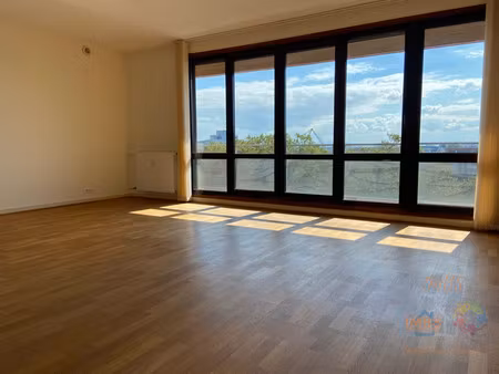 appartement strasbourg 4 pièce(s) 104 m2 avec balcon