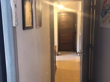 location meublée appartement 1 pièce 10 m² à aix-en-provence (13090)  450 €