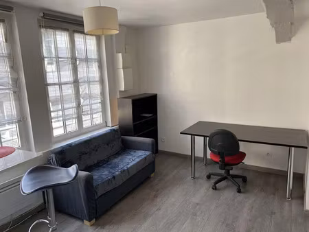 location meublée appartement 2 pièces 24 m² à rouen (76000)  490 €