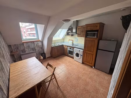 location meublée appartement 2 pièces 20 m² à douai (59500)  560 €