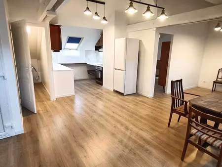location meublée appartement 2 pièces 65 m² à sillé-le-guillaume (72140)  650 €