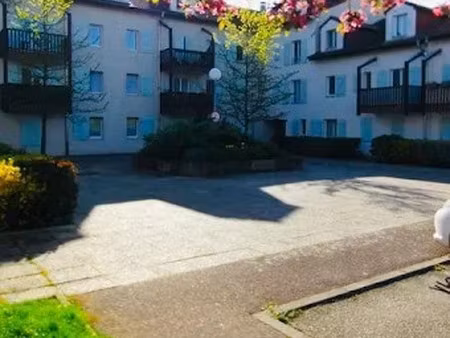 location meublée appartement 2 pièces 31 m² à metz (57000)  580 €