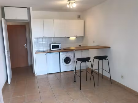 location appartement 2 pièces 32 m² à montpellier (34000)  620 €
