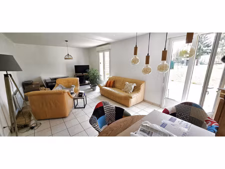 a louer - hautvillers ouville - pavillon mitoyen 3 chambres-