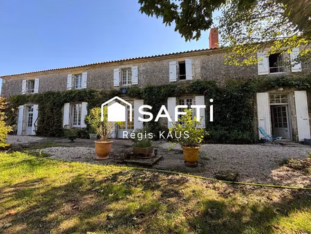 vente maison 14 pièces 530 m² puyravault (85450)