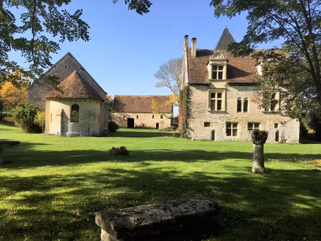 propriété à vendre sancerre 9 pièce(s) 360m2 1 235 000€