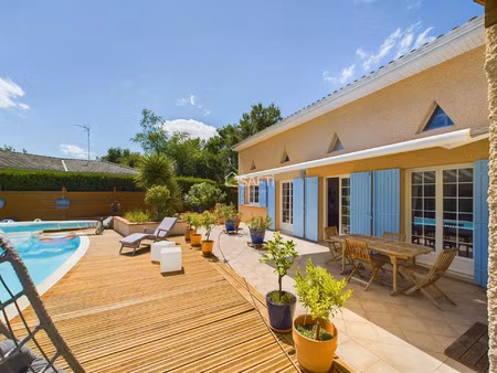 vente maison 5 pièces 172 m² martignas-sur-jalle (33127)