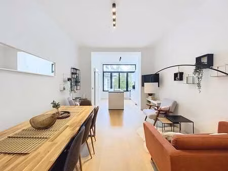 ambiorix - plasky | superbe 2 chambres meublé