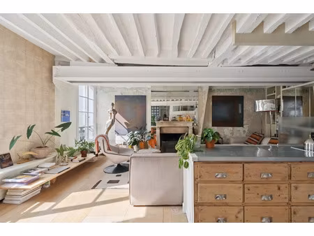 location meublée duplex 4 pièces 91.23 m² à paris 4ème (75004)  4 600 €