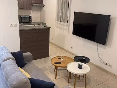 location meublée appartement 1 pièce 30 m² à la seyne-sur-mer (83500)  690 €