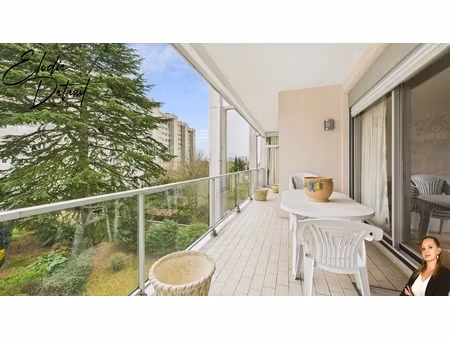 appartement 6 pièces - 166 m²