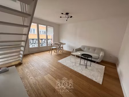 location meublée appartement 2 pièces 48.8 m² à lille (59000)  1 119 €
