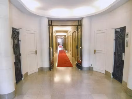 location meublée appartement 1 pièce 25 m² à neuilly-sur-seine (92200)  890 €
