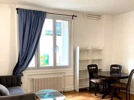 location meublée appartement 1 pièce 37 m² à paris 15ème (75015)  1 225 €