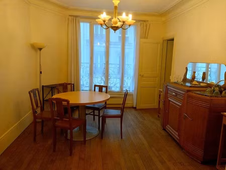 location meublée appartement 2 pièces 39 m² à paris 18ème (75018)  1 365 €
