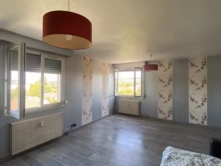 appartement t4 de 75m² avec garage